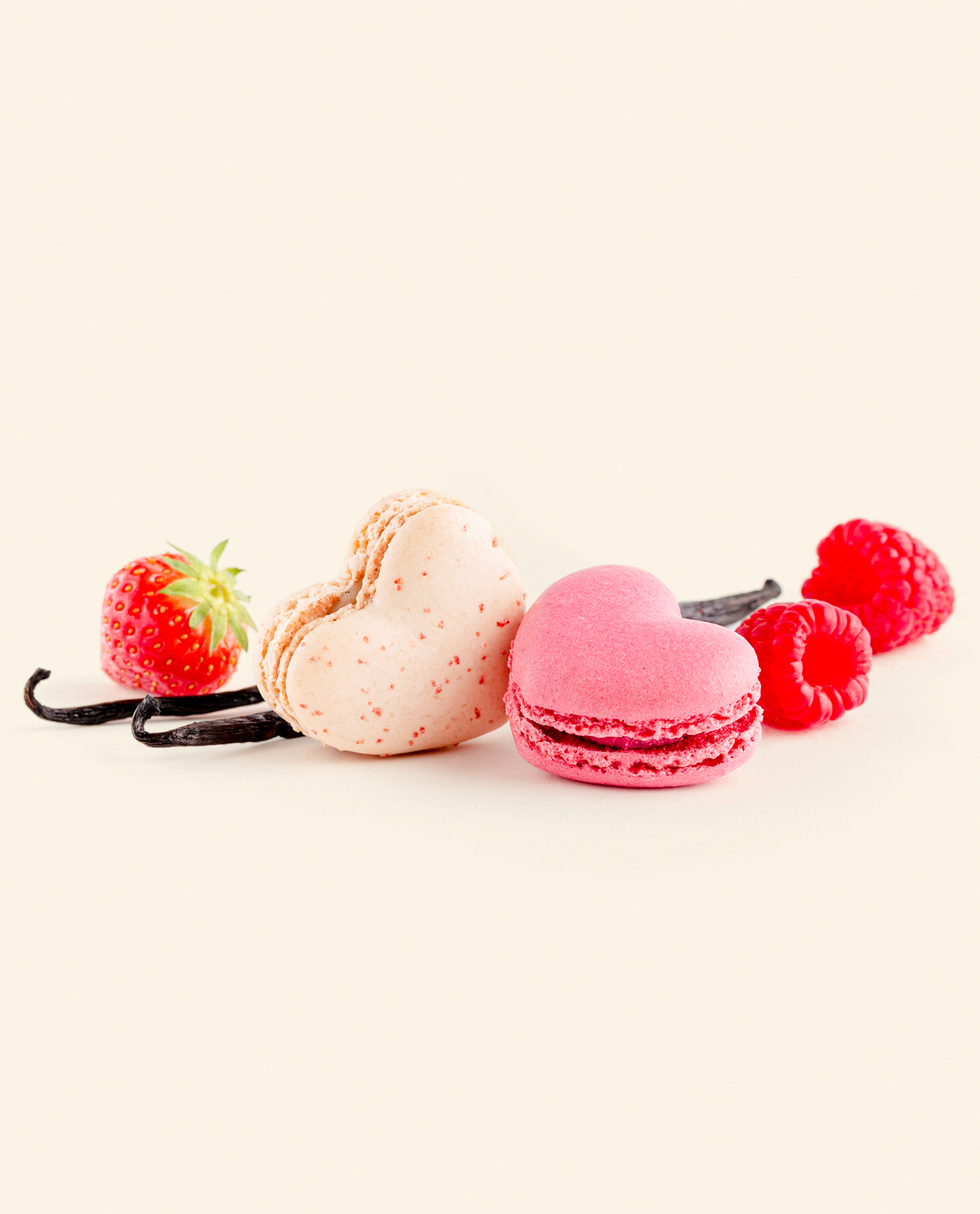 Heart Macarons – 24 Ct